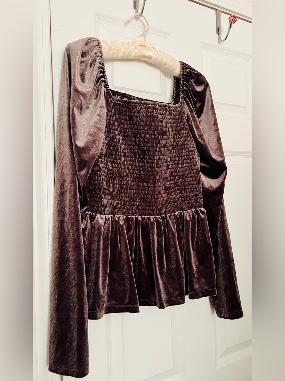 NWT Gap Smocked Velvet Peplum Blouse Luxurious Brown Velour Tall
